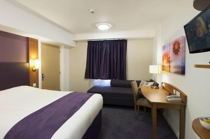 Premier Inn Bournemouth Westbourne Exterior photo